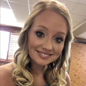 Meet your Posher, Kiley